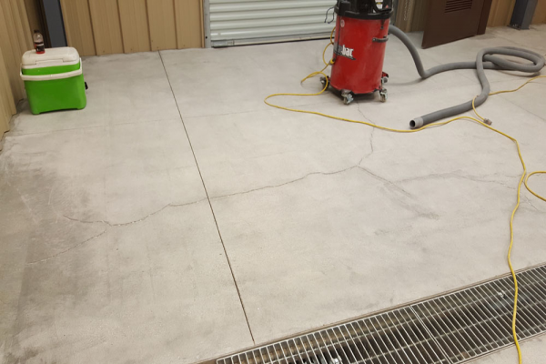 Take a tour today and see Epoxy coating 16 for yourself at the Epoxy Floors Pro